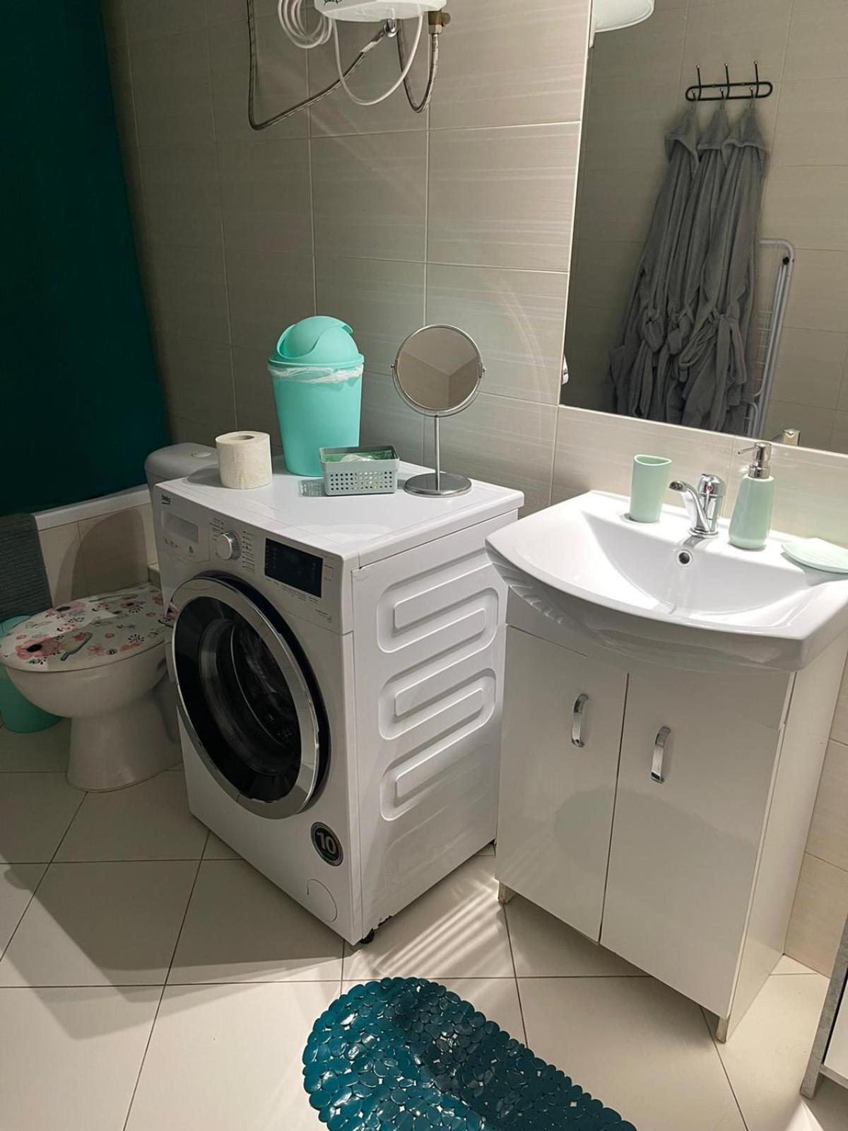 Velky Apartman Bratislava Buitenkant foto
