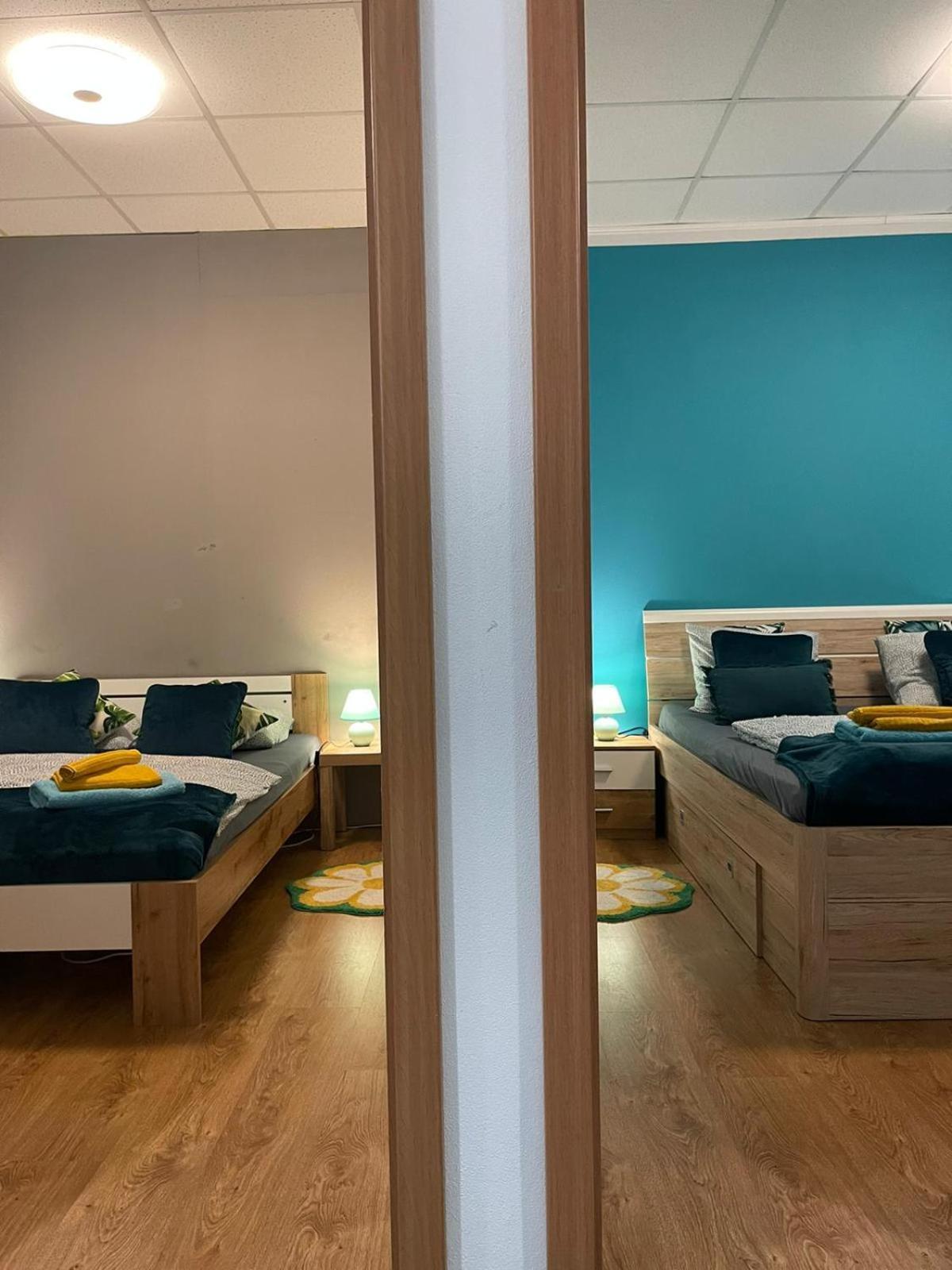 Velky Apartman Bratislava Buitenkant foto