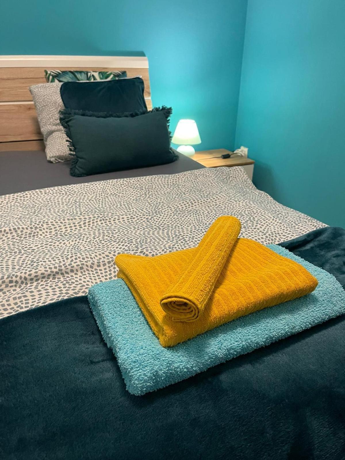 Velky Apartman Bratislava Buitenkant foto